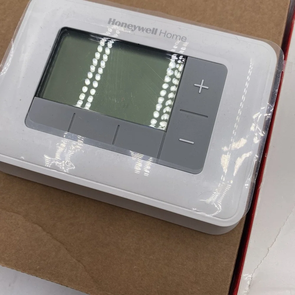 HONEYWELL‎ RTH6360 T3 5-2 DAY PROGRAMMABLE THERMOSTAT FOR PARTS ONLY SEE PICS